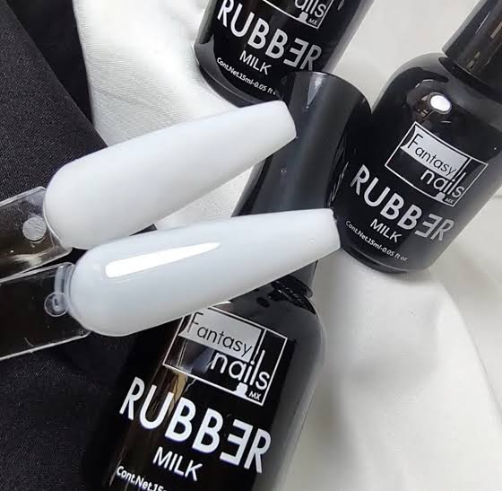 Rubber Milk Lechoso Fantasy Nails